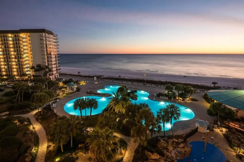 Quiet-Relaxing-Modern-Sleeps 8 Walk To The Beach! location