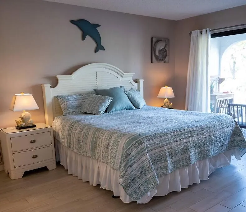 Quiet-Relaxing-Modern-Sleeps 8 Walk To The Beach! Panama City Beach United States